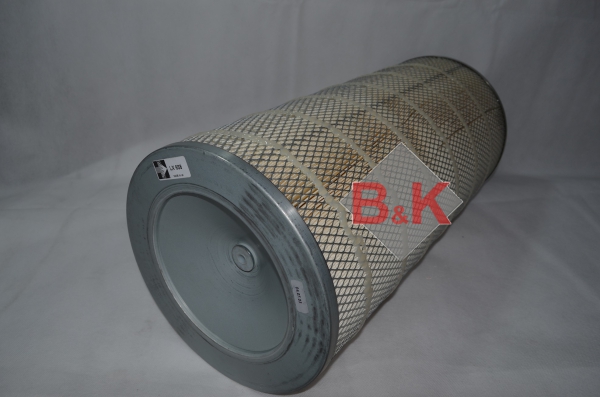 KNECHT LX 658: Luftfilter